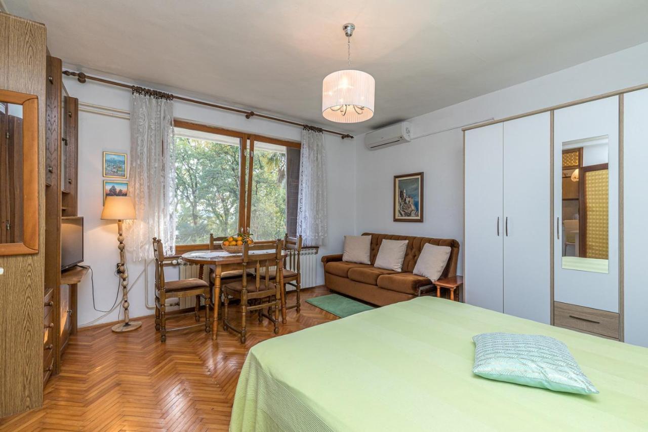 Apartment Dusper 347 Ловран Екстер'єр фото